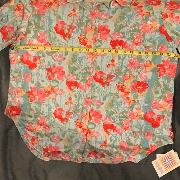 Lularoe Valentina - Picture 4 of 4